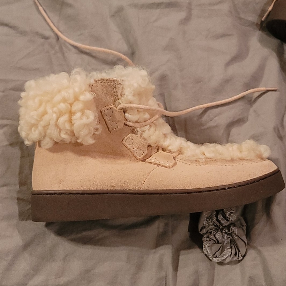 Vionic Boots - image 5